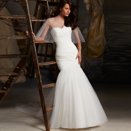 beautiful classic wedding dress 2013