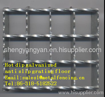 Hot dip galvanized anti slip grating platform