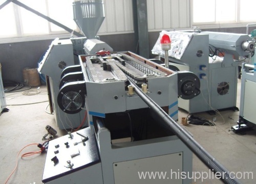 Corrugated pipe making machine