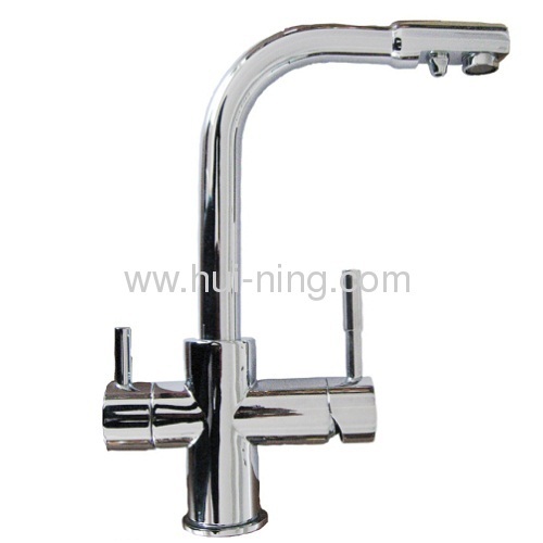 Penguin style cold and hot water faucet