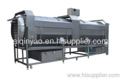 Roller type fruit and vegetable cleaning machine