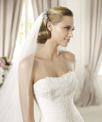 2013 Designs wedding dresses