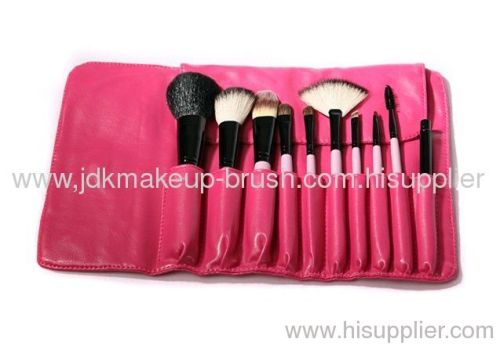 Pink cosmetic brush set