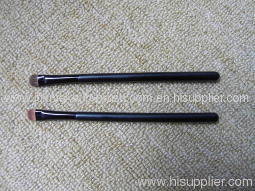 Admirable Handcraft Eye shadow Brush