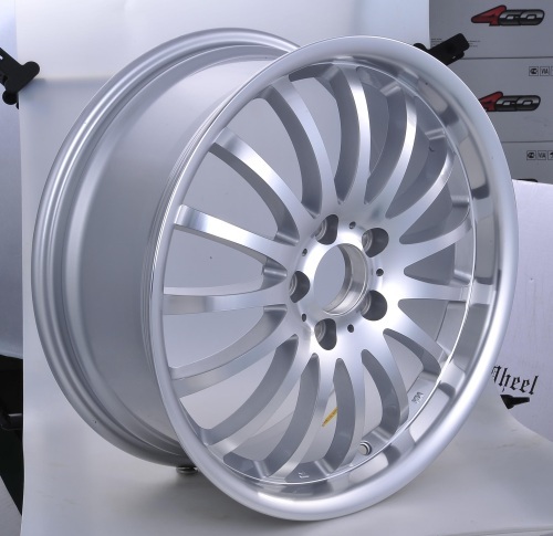 Alloy wheel