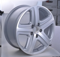 Alloy wheel