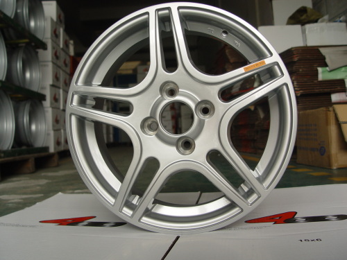 Alloy wheel