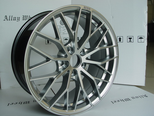 Alloy wheel