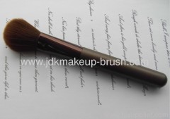 Single cosmetic brush