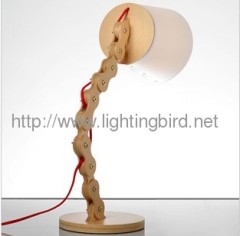 Lightingbird Fashion Desk Light Modern Wooden Table Lamp