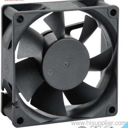 IP66 5V 2507mm 0.06A 8000RPM Sleeve Bearing Vehicle Inverter Fan