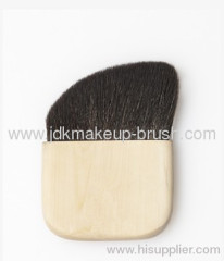 Angled Hair Compact Brush