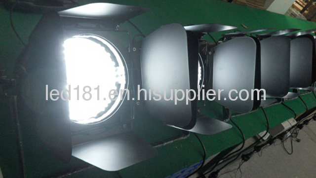 White color led par 64 can with barndoors