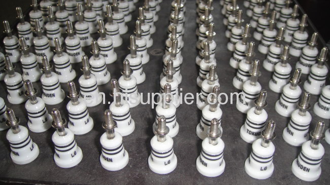 ALFA ROMEO DAEWOO LADA PEUGEOT Automobile Spark Plug (F7LDC)