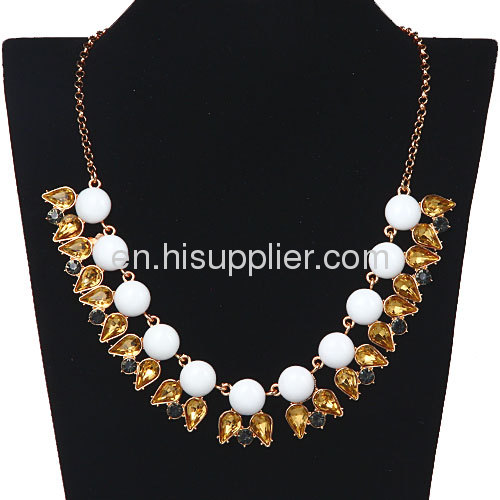 Fashion Costume Resin Crystal Bib Necklace Jewelry