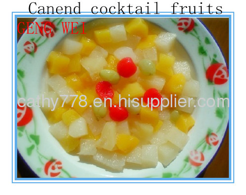 Canned cocktail fruits