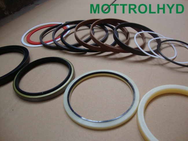 Boom Cylinder Seal Kit for R60 R130 R200 R210 R215 R220 R260 R280 R290 R300 R305 R320