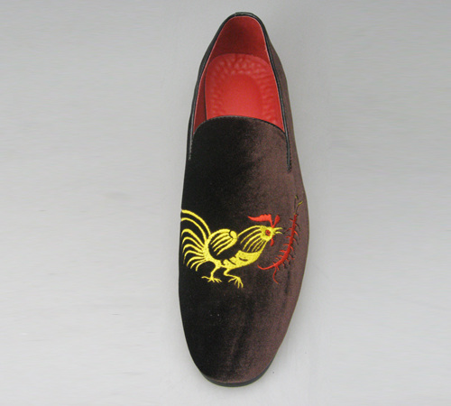 unique design velvet slippers with embroidery wholesale