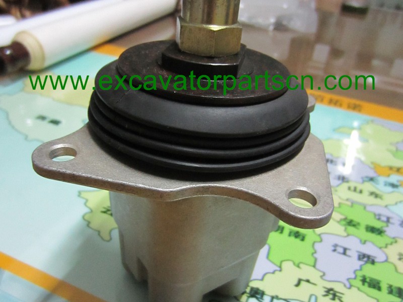  PC220-5PC200-5REMOVE CONTROL VALVE