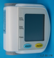 LZ-B11W Wrist blood pressure meter (with voice)
