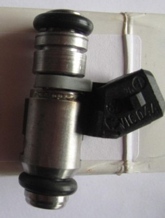 Benz Fuel Injector