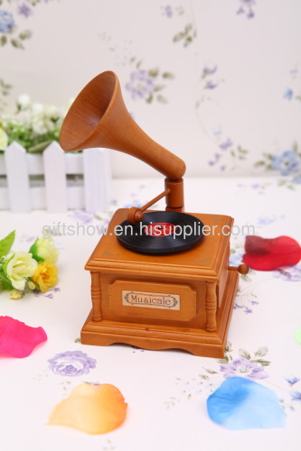Old-fashioned phonograph retro emulation gramophone music box creative gift