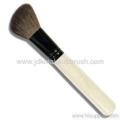 Angled Cosmetic Blusher Brush