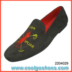 fashionable velvet slippers for men with polo letters China manufacturer