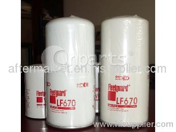 CNPARTS Oil Filter LF670