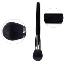 Ultra Beauty Goat Hair Mineral Powder Makeup Brush