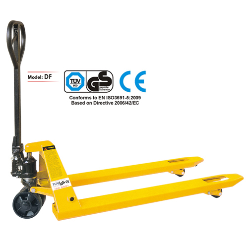 Most compact and manoeuverable pallet truck