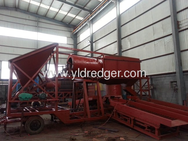 Alluvial land mobile gold washing plant