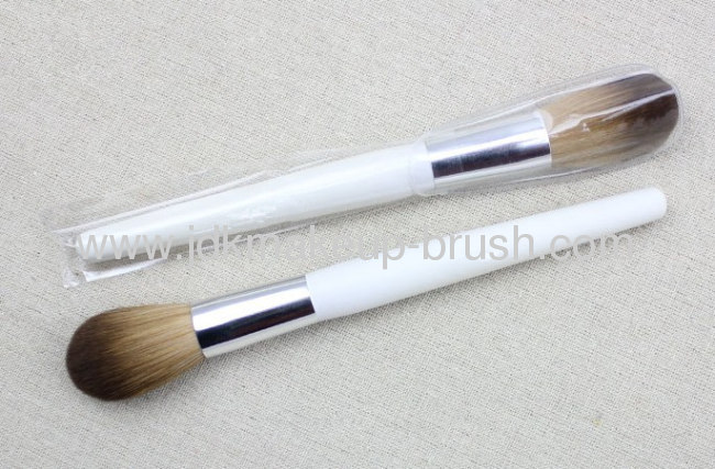 ULTAProfessinal Synthetic hair Powder Brush