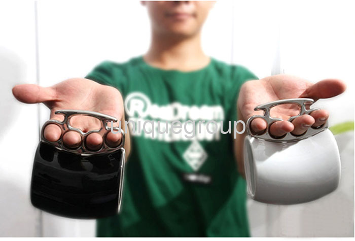 Knuckle Duster Mug Fisticup Finger Handle Brass Ring Fist Coffee Milk Cup Gift