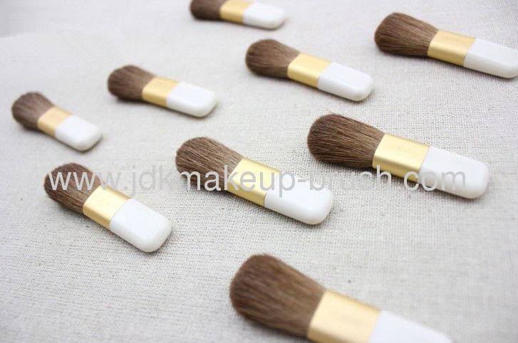 Mini sable hair blush brush with white plastic handle
