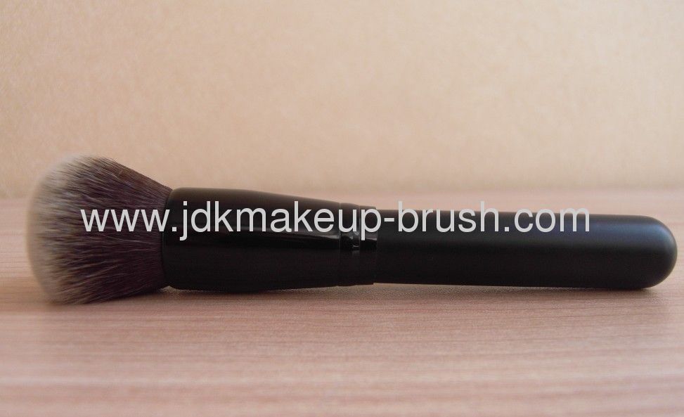 Short Synthetic Hair Makeup Foundation Brush