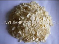 dehydrated Chinese garlic flakes