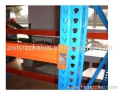 Teardrop pallet racking system