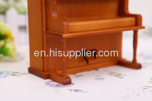 The simulation solid wood upright piano music box