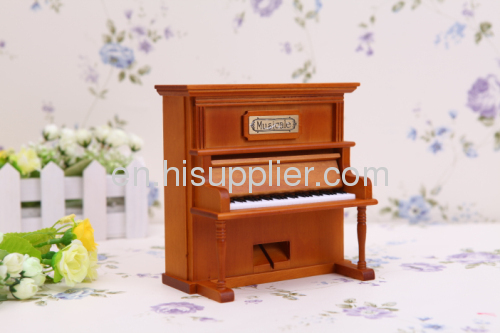 The simulation solid wood upright piano music box