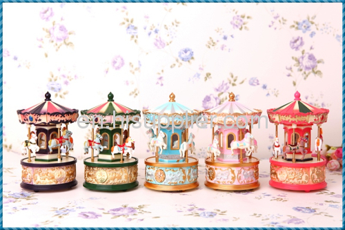 Plastic exquisite small Carousel music box carousel music box