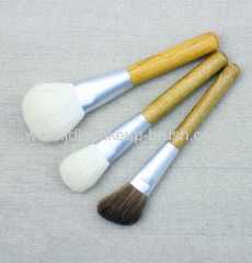 White Goat hair blush brush with natural wooden handle