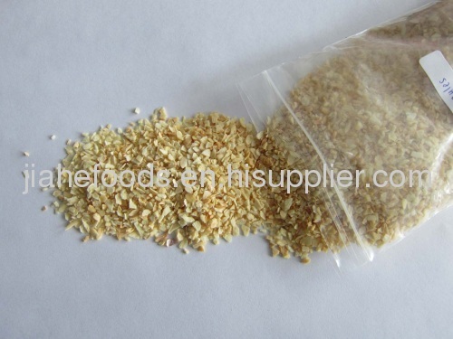 Minced garlic granule with strong taste