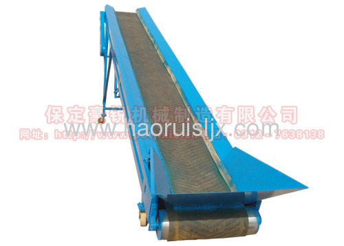 China Plastic conveyor belt