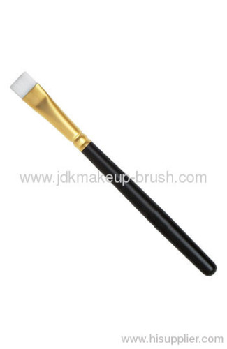 Flat shape eye liner brush