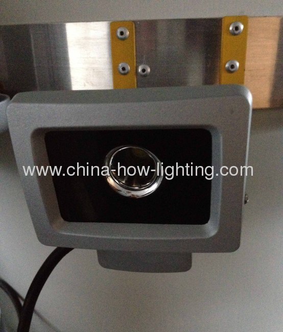 24W COB LED Flood Light IP65 Aluminium Die-casting Body Tempered Glasses