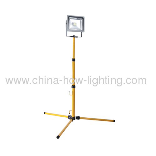 COB Aluminium Die-casting LED Flood Light iP65 with Holder Using Epistar Chip