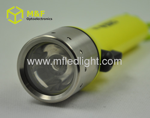 Professional CREE Q5 waterproof diving flashlight