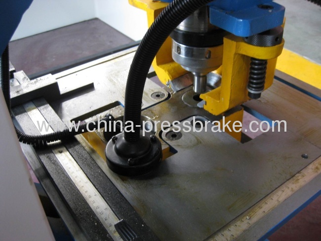 hydraulic angle iron shear