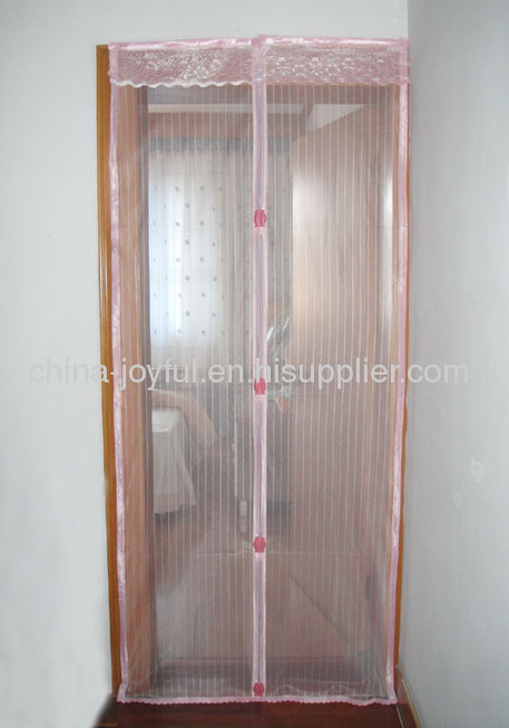 Magnetic Door Mesh with 4 Section Magnetic Strips & Penguin Magnets